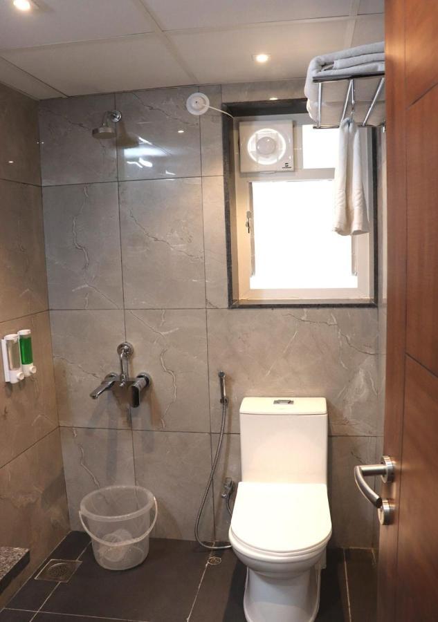 Sharman Suites Pune Exterior photo